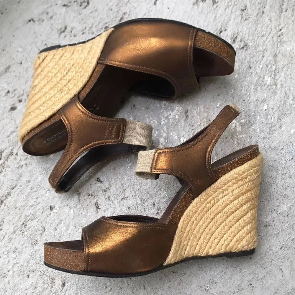 Donald Pliner Ginny platforms